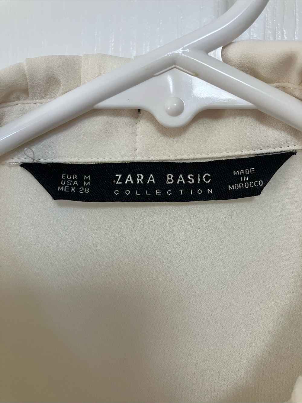 Blouse - Picture 2 of 4